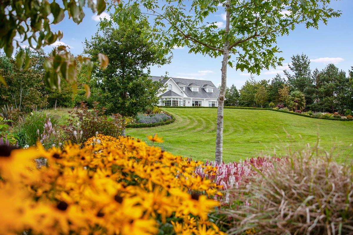 The Ridgewood Lodge Ньюбридж Экстерьер фото